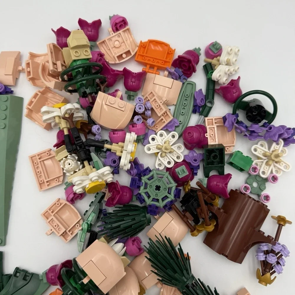 LEGO Flower Bouquet 10280 Botanical *Incomplete* No Extras No Manual No Box - Picture 3 of 6